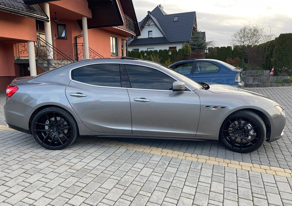 Maserati Ghibli cena 89000 przebieg: 169000, rok produkcji 2014 z Pruszków małe 106